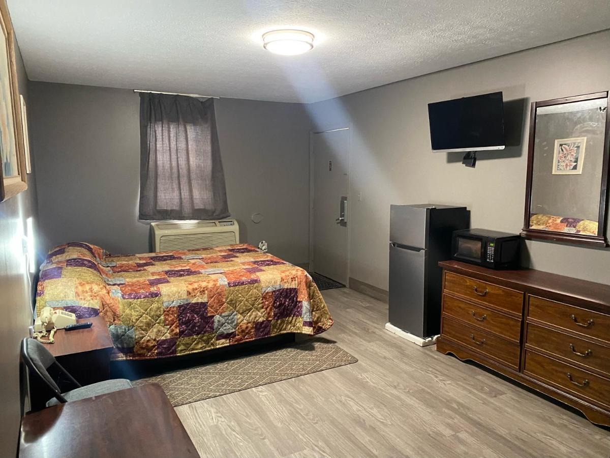 Hoosier Travel Lodge Jeffersonville Exterior photo